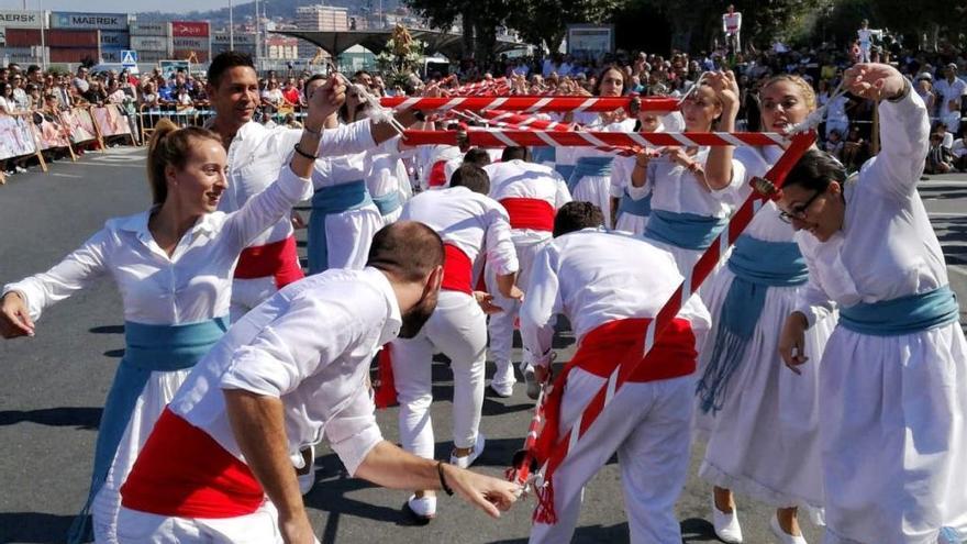 Danza de espadas de San Miguel en Marín. // S. Álvarez