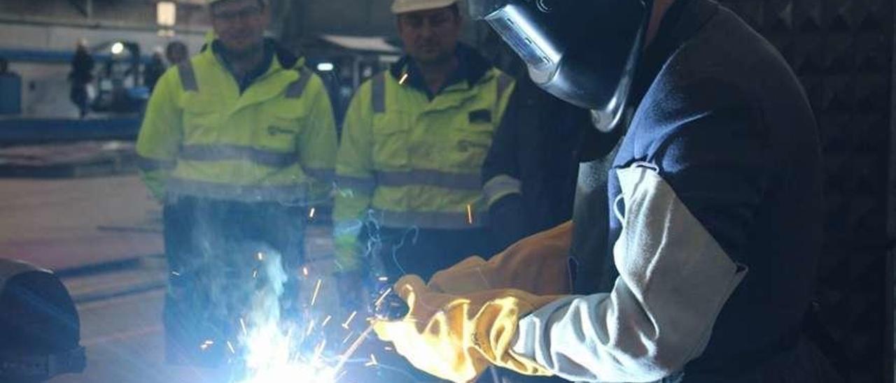 Ceremonia del corte de chapa de los buques de Havila en Turquía. // Tersan Shipyard