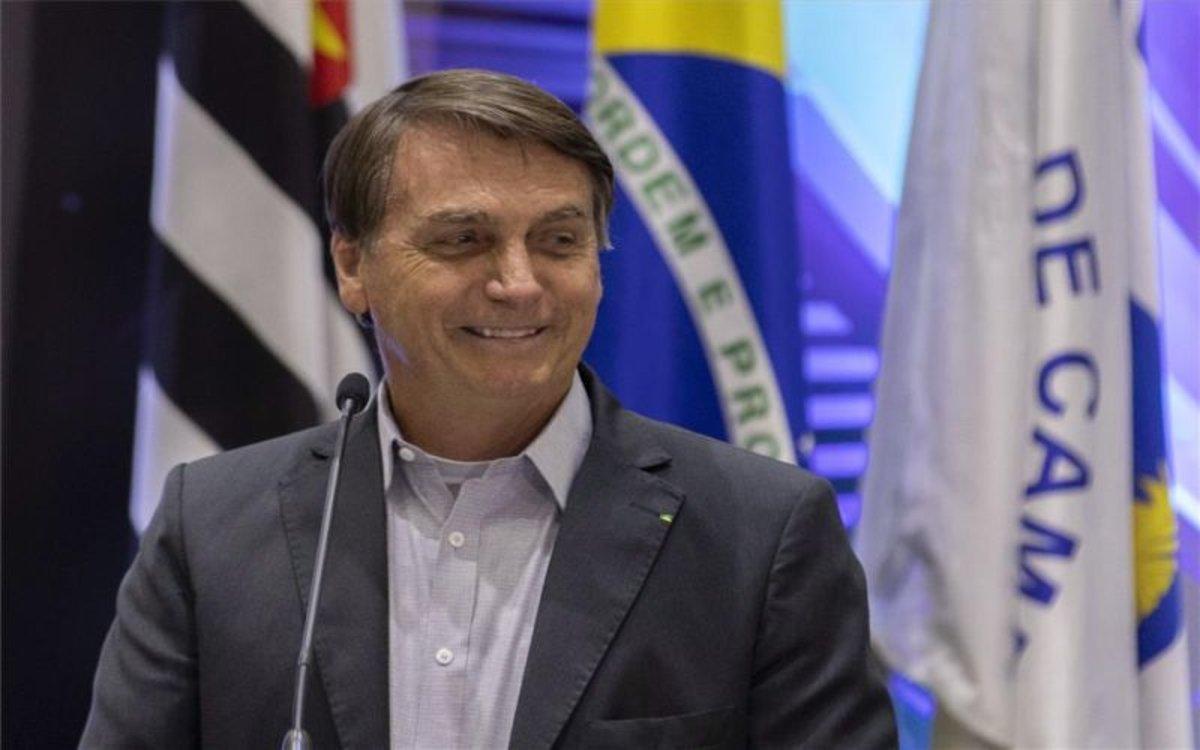 bolsonaro-brasil-risa