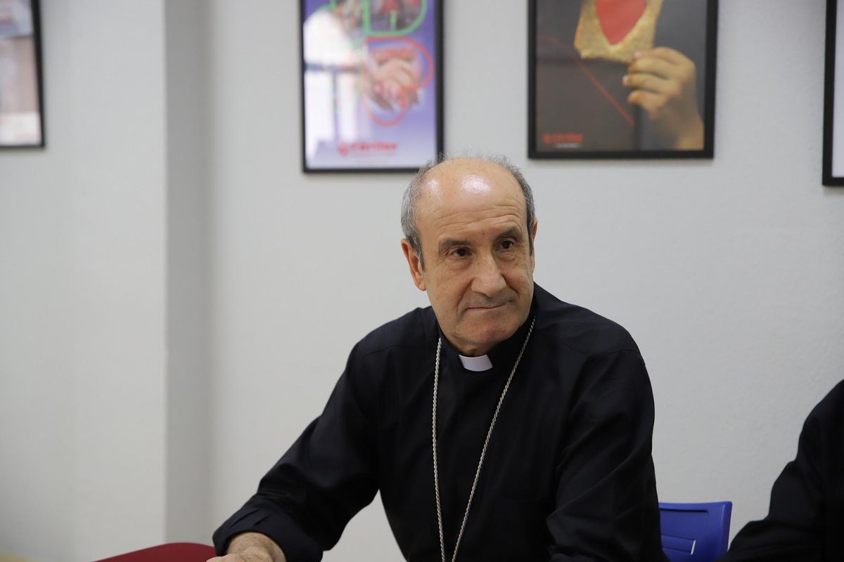 El obispo de Córdoba, Jesús Fernández, en el segundo Consejo Diocesano de Cáritas de 2025.