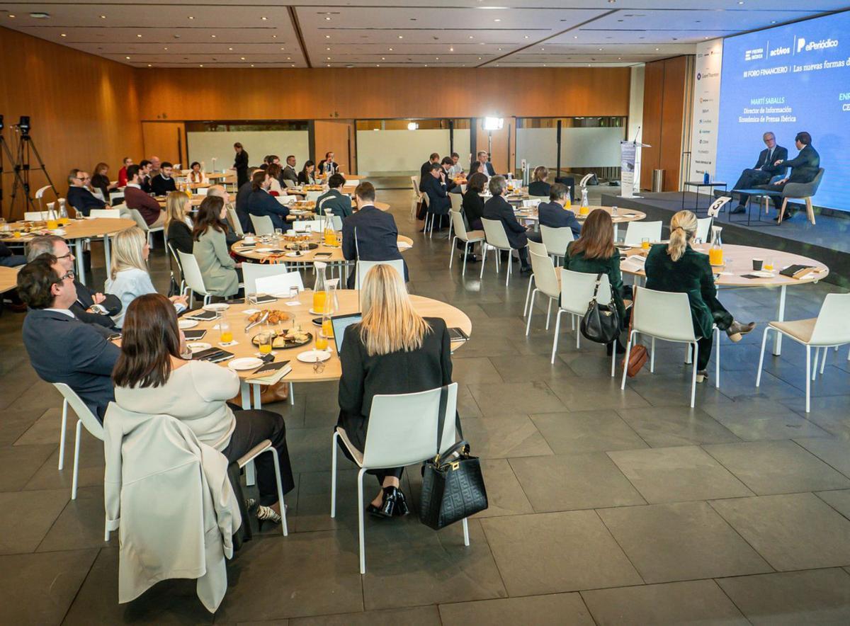 Brussel·les avala més fusions bancàries per reforçar la integració europea