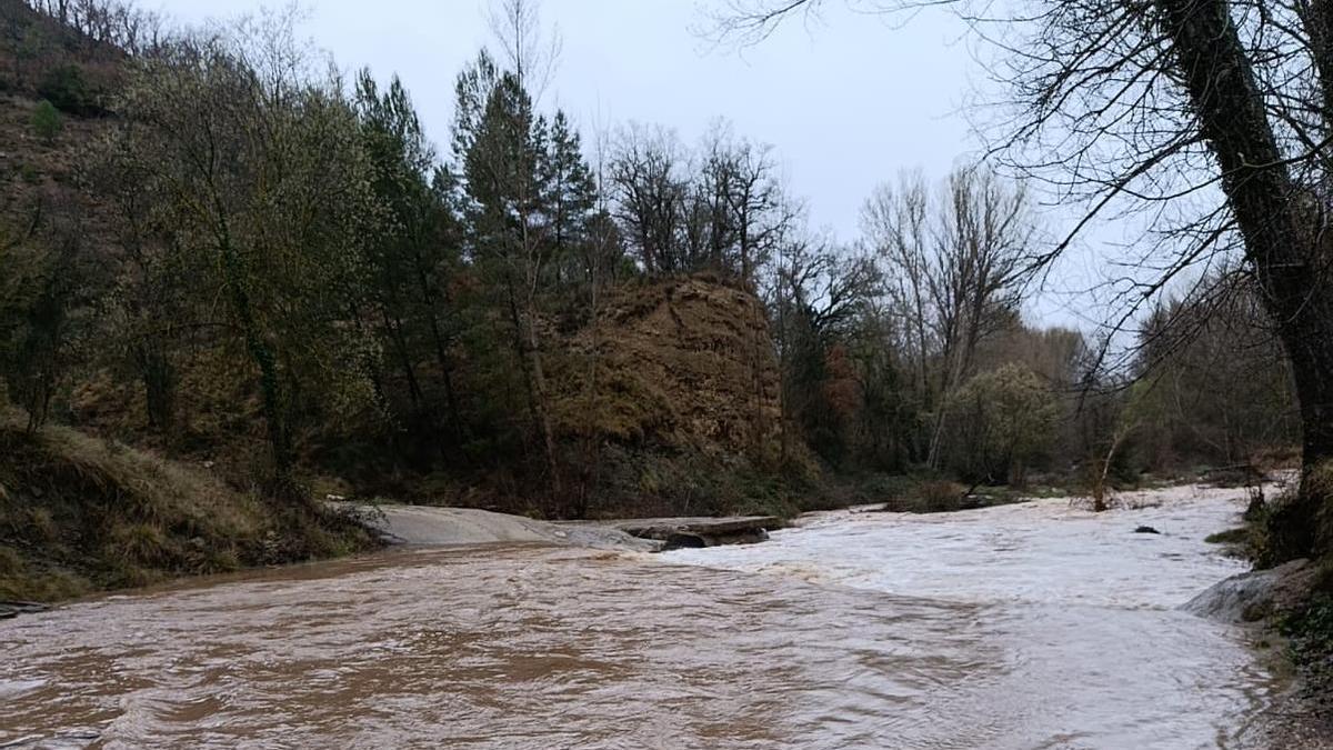 El río Bergantes, crecido por la lluvia (en una imagen de archivo).