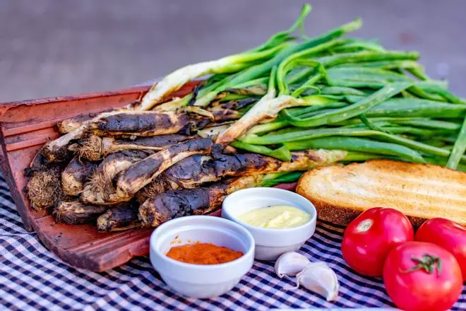 Calçotada: el mejor plan para este fin de semana