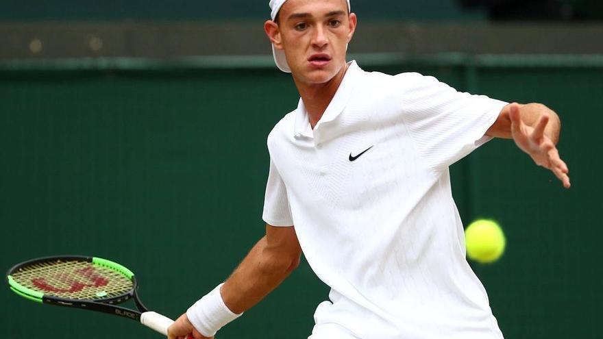 Los juniors Carlos Gimeno y Pablo Llamas participarán en el Tenis Playa de Luanco