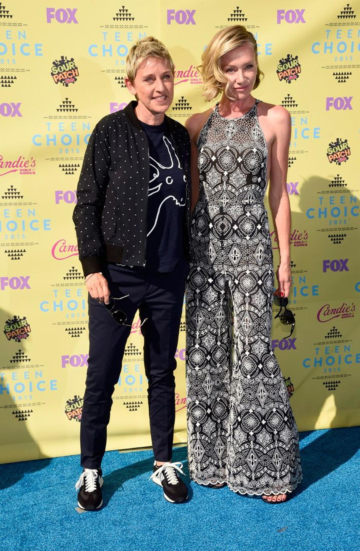 Elle Degeneres y Portia de Rossi en los Teen Choice Awards 2015