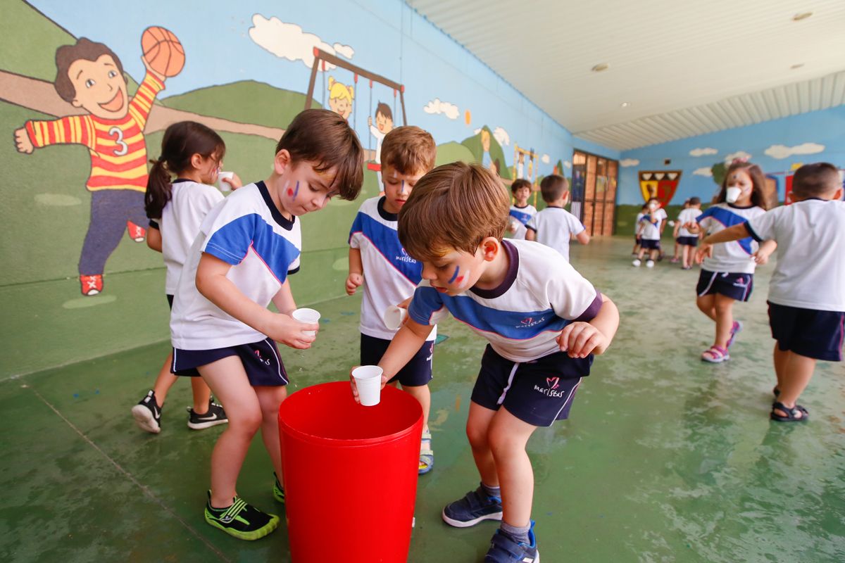 La comunidad educativa dice adiós al curso más difícil