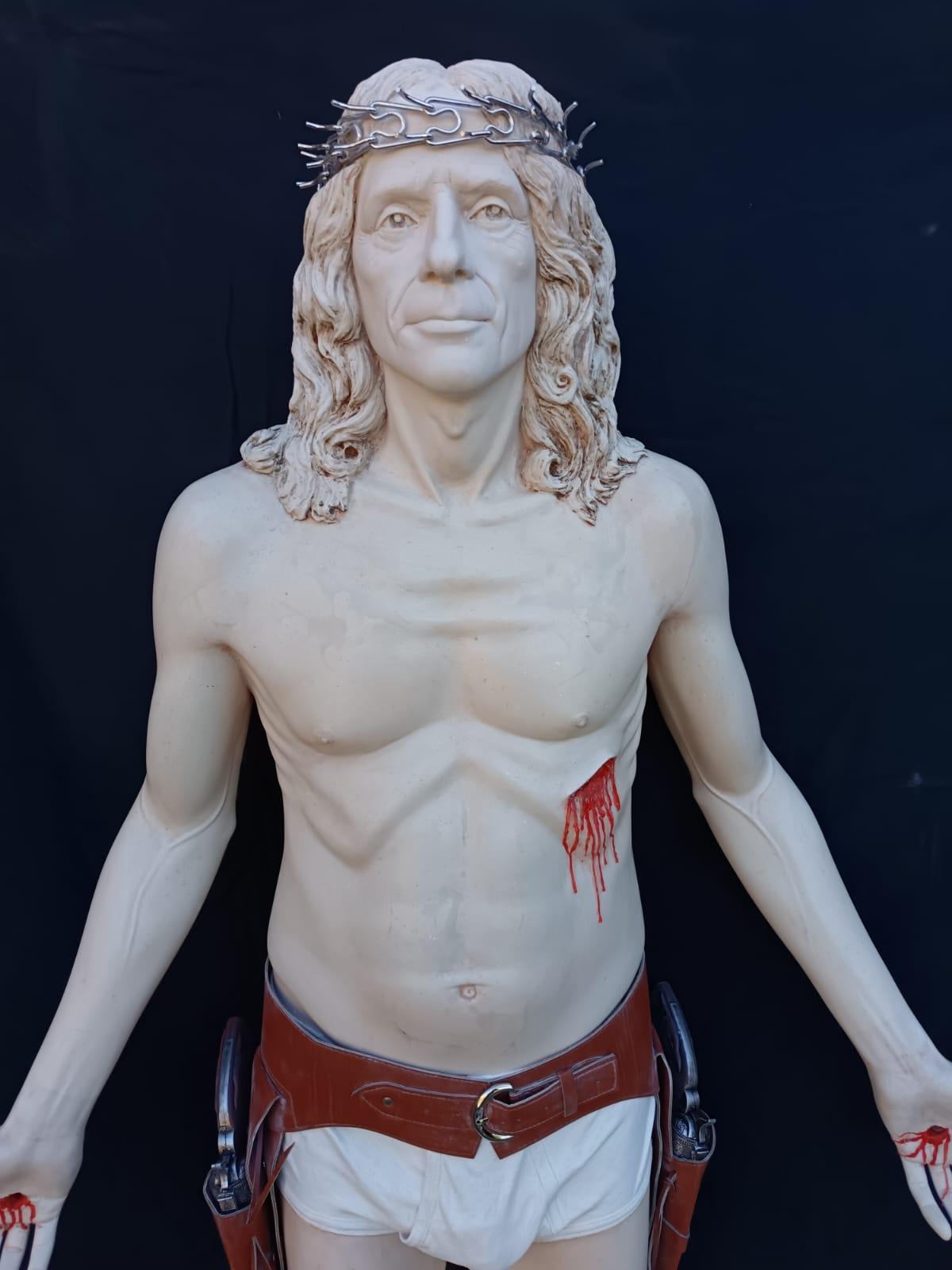 Fotogalería | Imágenes de la escultura de Antonio Morán de homenaje a Robe