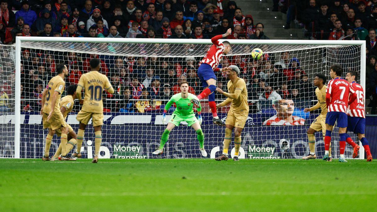 El Barça es el último equipo que ha podido doblegar al Atlético en la Liga