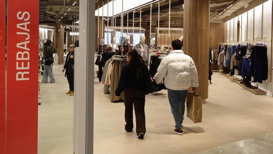 El centro comercial Salera de Castellón estrena local de una conocida marca de moda