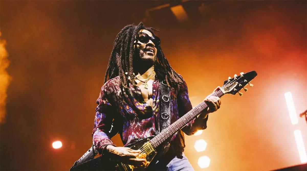 Lenny Kravitz durante su concierto en Icónica Santalucía Sevilla Fest.