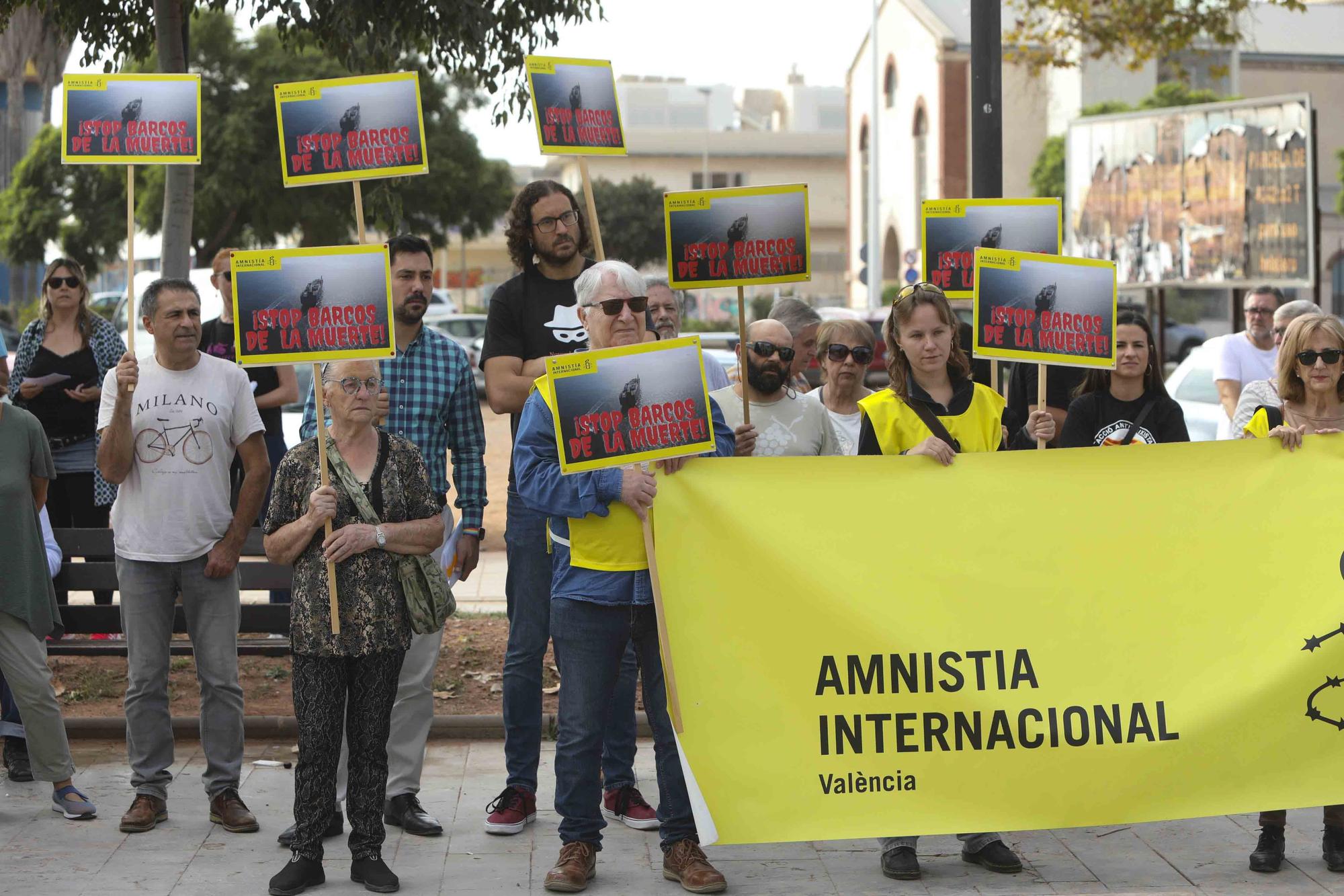 Protesta por la llegada de un barco saudí al Port de Sagunt.