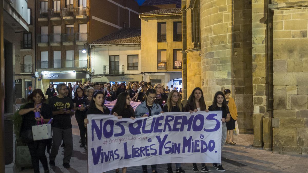 Una manifestación organizada por Nuevas Ideas con motivo del 8-M en Santa María.