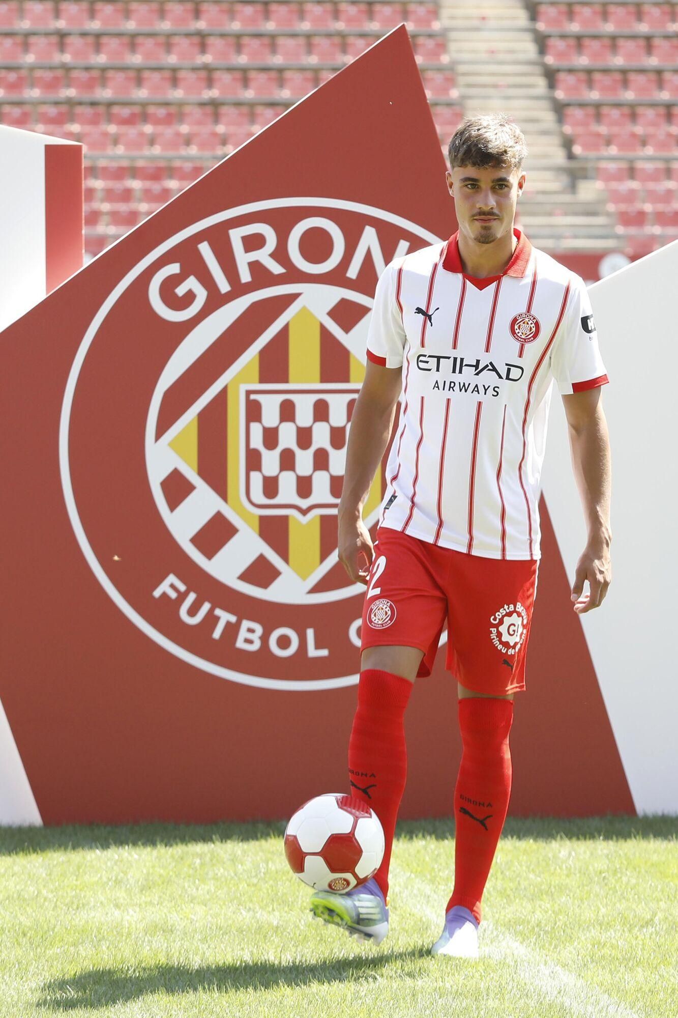 Girona. Estadi de Montilivi. Presentacio Hugo Rincon nou jugador del Girona FC.