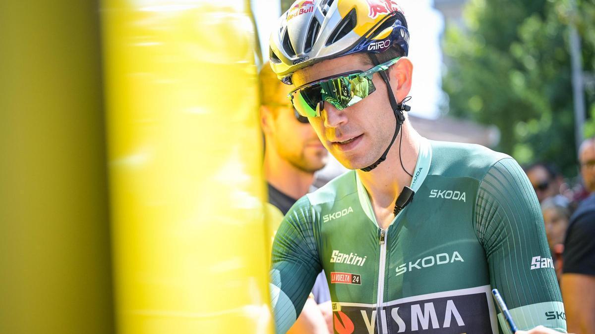 Wout van Aert, en la salida de la décima etapa de la Vuelta.