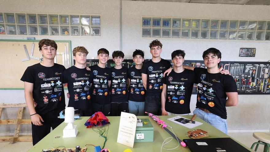 Un minisatélite de Ibiza, a la conquista del desafío CanSat nacional