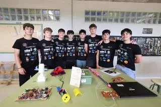 Aquí están todas las fotos de los minisatélites del instituto Balàfia