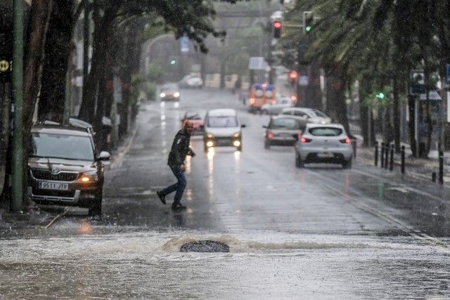 Domingo de lluvias en Gran Canaria por el paso de la tormenta 'Hermine'