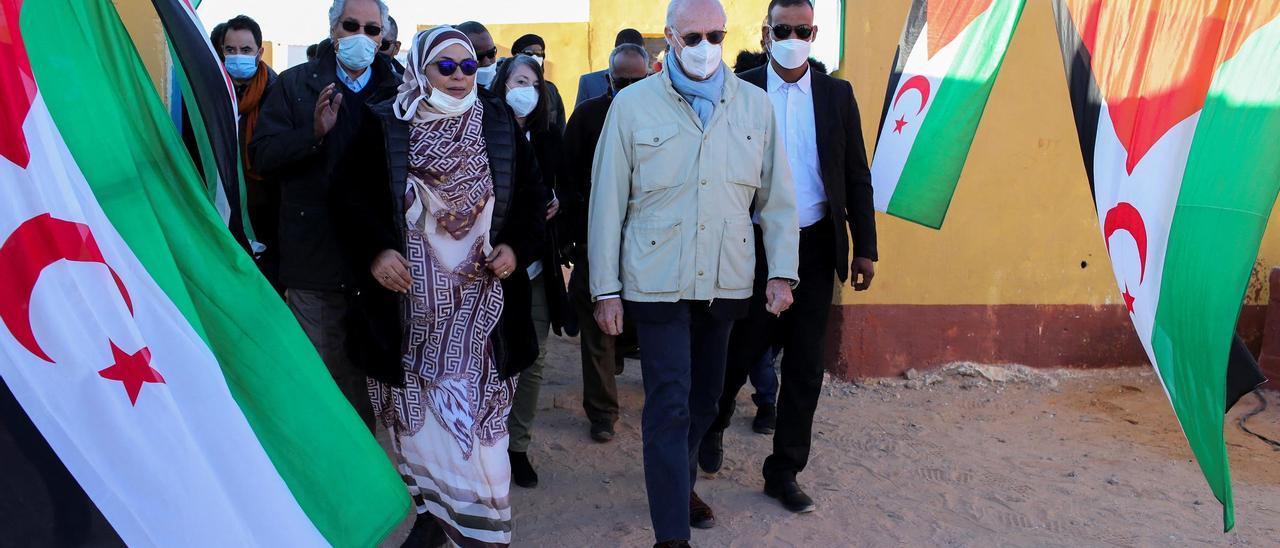 El enviado especial de la ONU para el conflicto en el Sáhara, Staffan de Mistura, visita el campamento de Tinduf