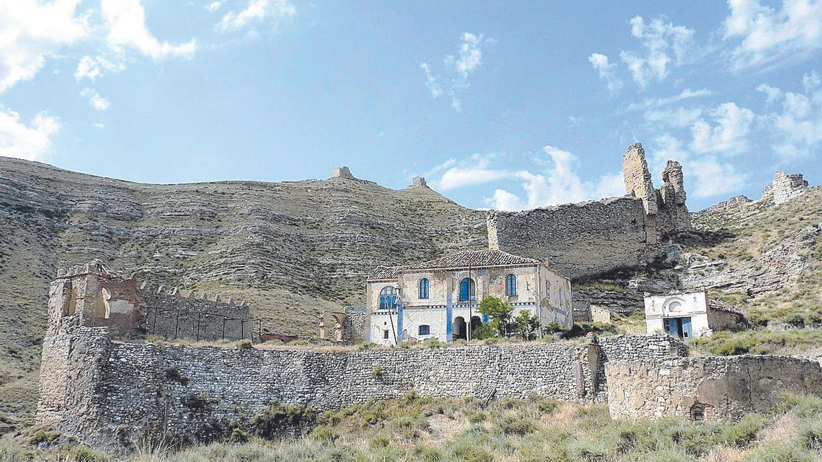 Restos del castillo de Rueda de Jalón.