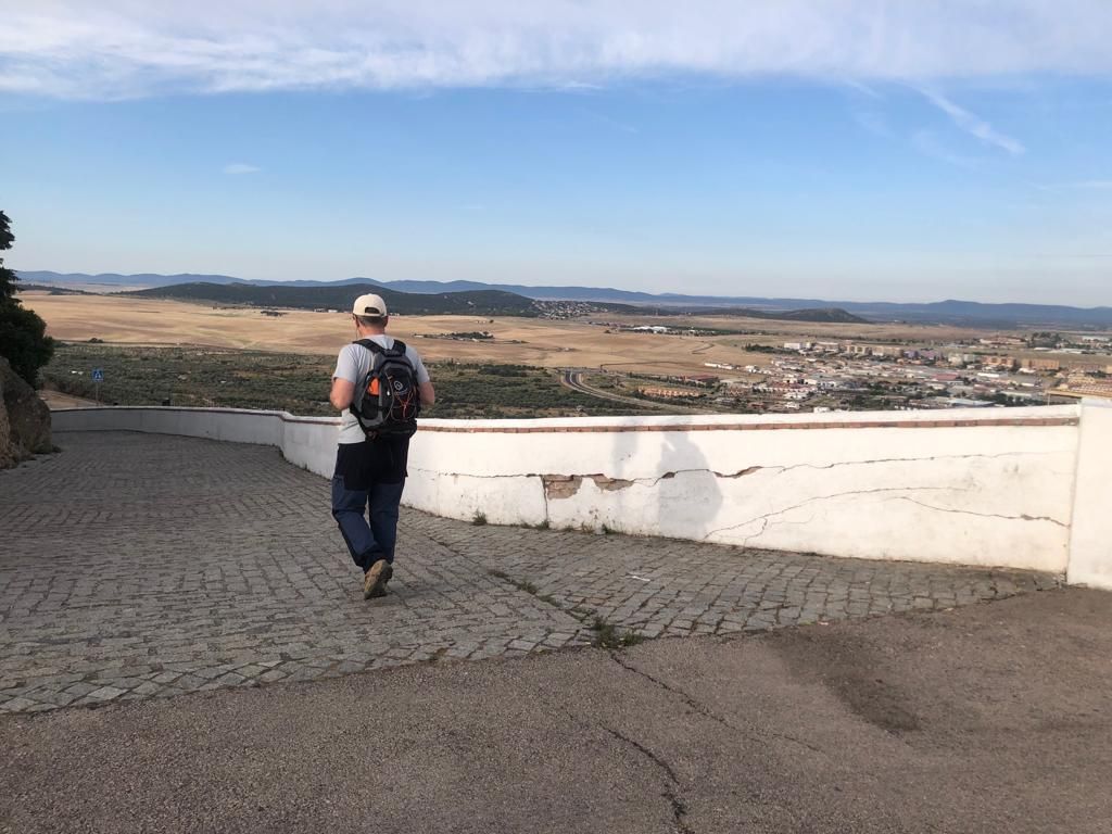 Susto por la caída del muro del santuario de la Montaña en Cáceres
