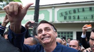 El ultraderechista Bolsonaro gana las elecciones en Brasil