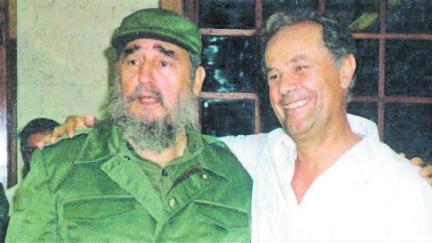 Escarrer fue el embajador secreto de Aznar ante Fidel Castro