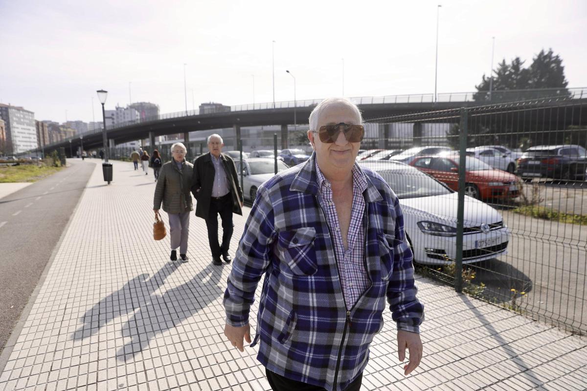 Los gijoneses, sobre el envío del plan del Ministerio para derribar Carlos Marx (en imágenes)