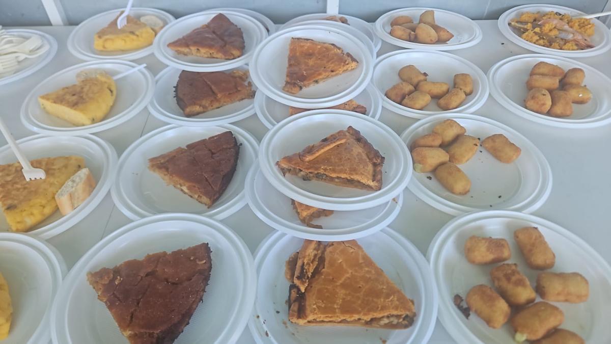 En tortilla, en empanada, en croquetas, en paella.. El longueirón es protagonista este fin de semana en Fisterra.