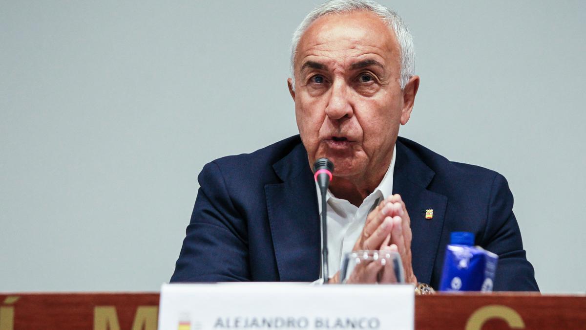 Alejandro Blanco, presidente del COE, en rueda de prensa.