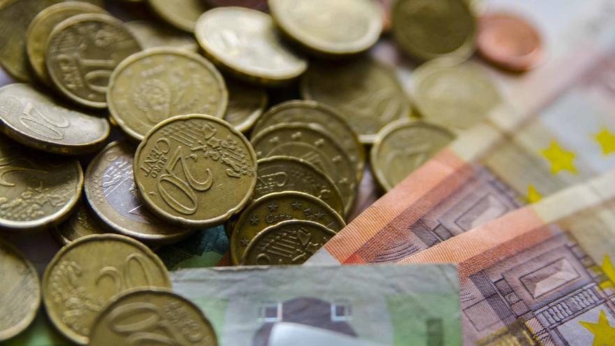 El Tesoro coloca 1.702,88 millones de euros en la subasta de letras