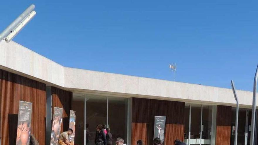 Edificio social de Camarzana donde se instalará la escuela de adultos.