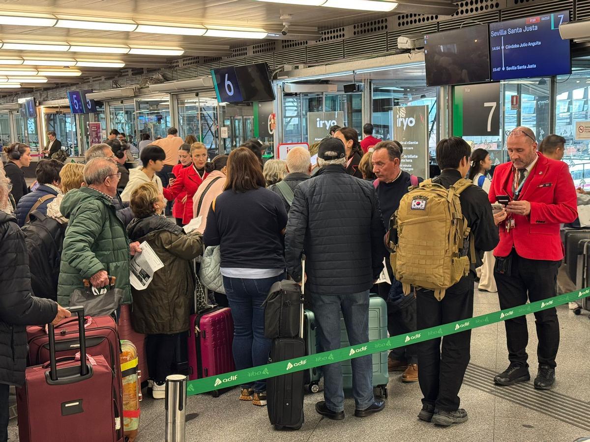 Los trenes de alta velocidad vuelven a circular entre Córdoba y Madrid