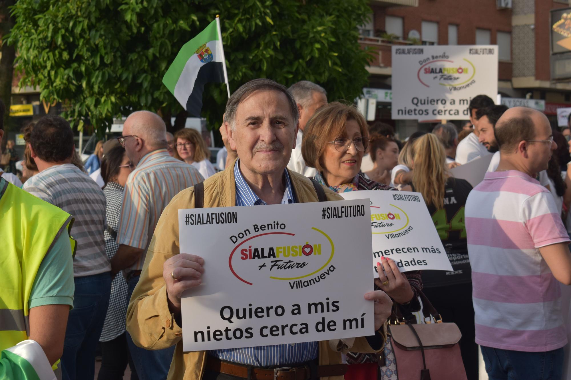 Manifestación en Don Benito por la fusión con Villanueva