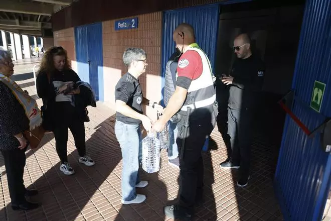 La afición del Compos responde a la llamada del club de solidaridad con los afectados por la DANA