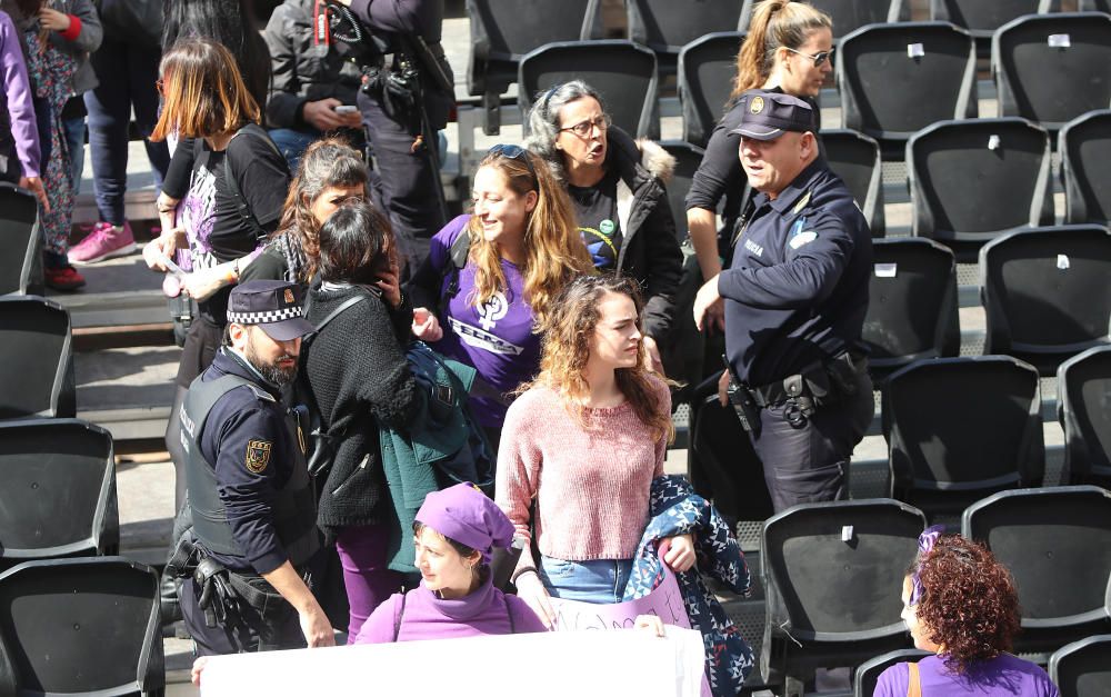 Concentración del 8-M en la plaza de la Constituci