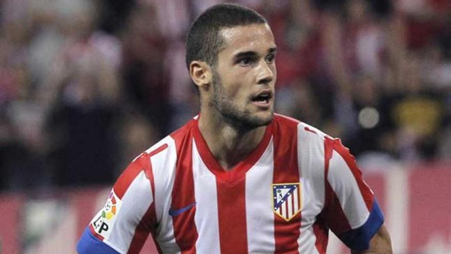 Mario Suárez, con la camiseta del Atlético de Madrid.