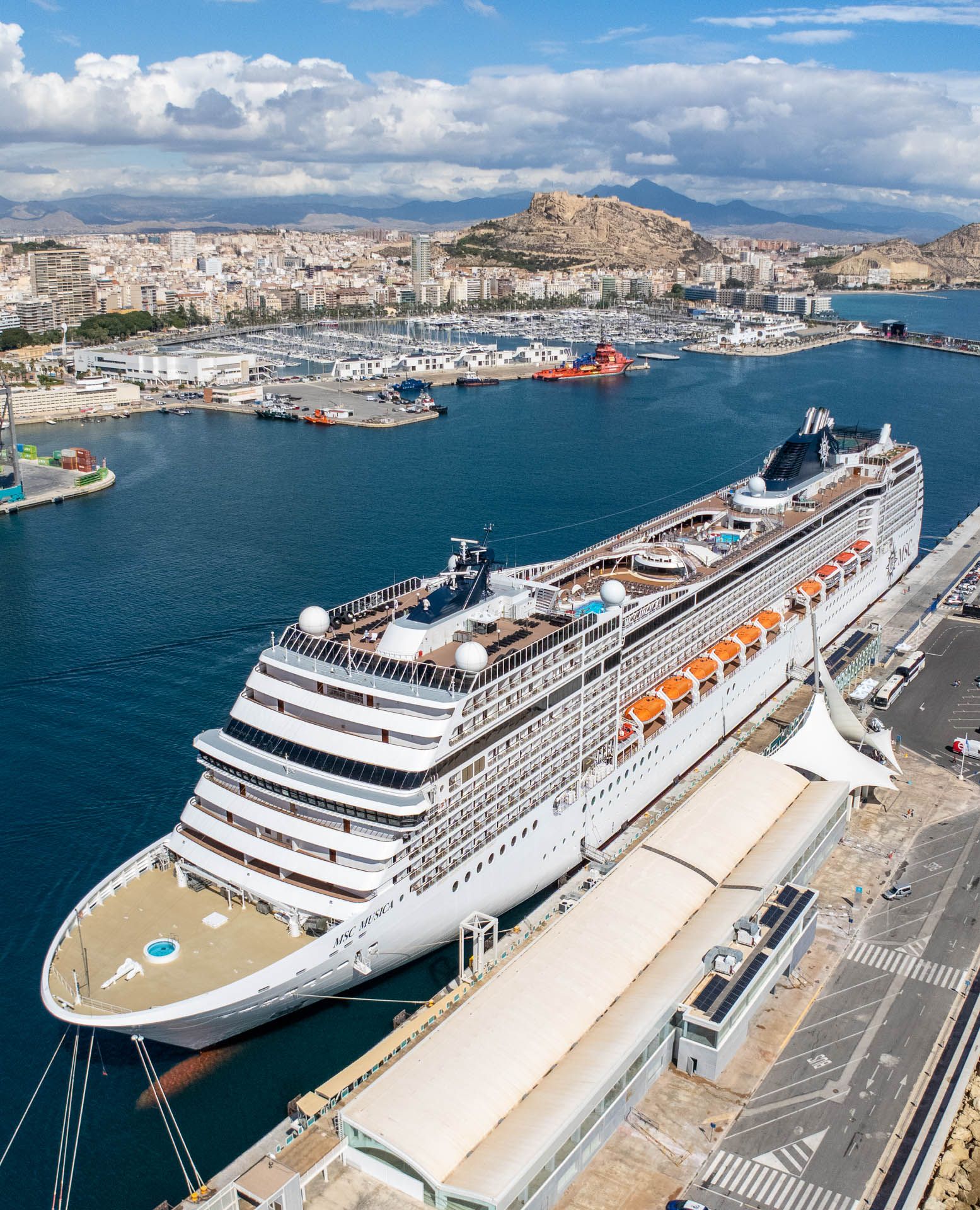 INFORMACIÓN celebra en el  MSC Music la Iª Gala de los Premios Turismo