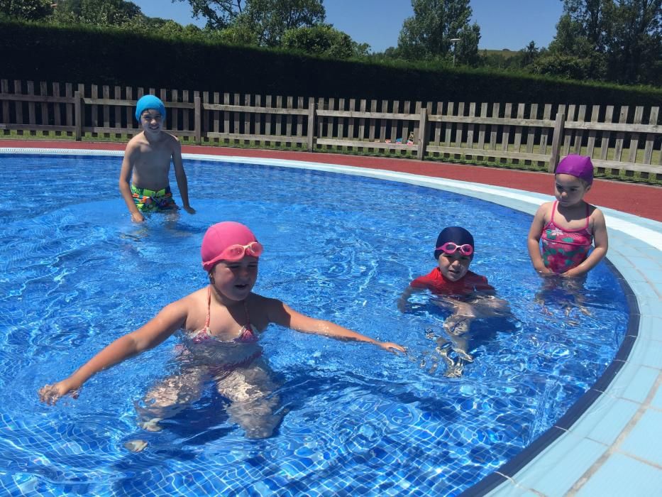 Apertura de las piscinas de Cangas de Onís