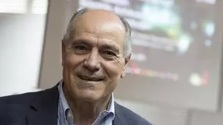 Homenaje póstumo en la UA al catedrático de Física Aplicada Guillermo Bernabéu