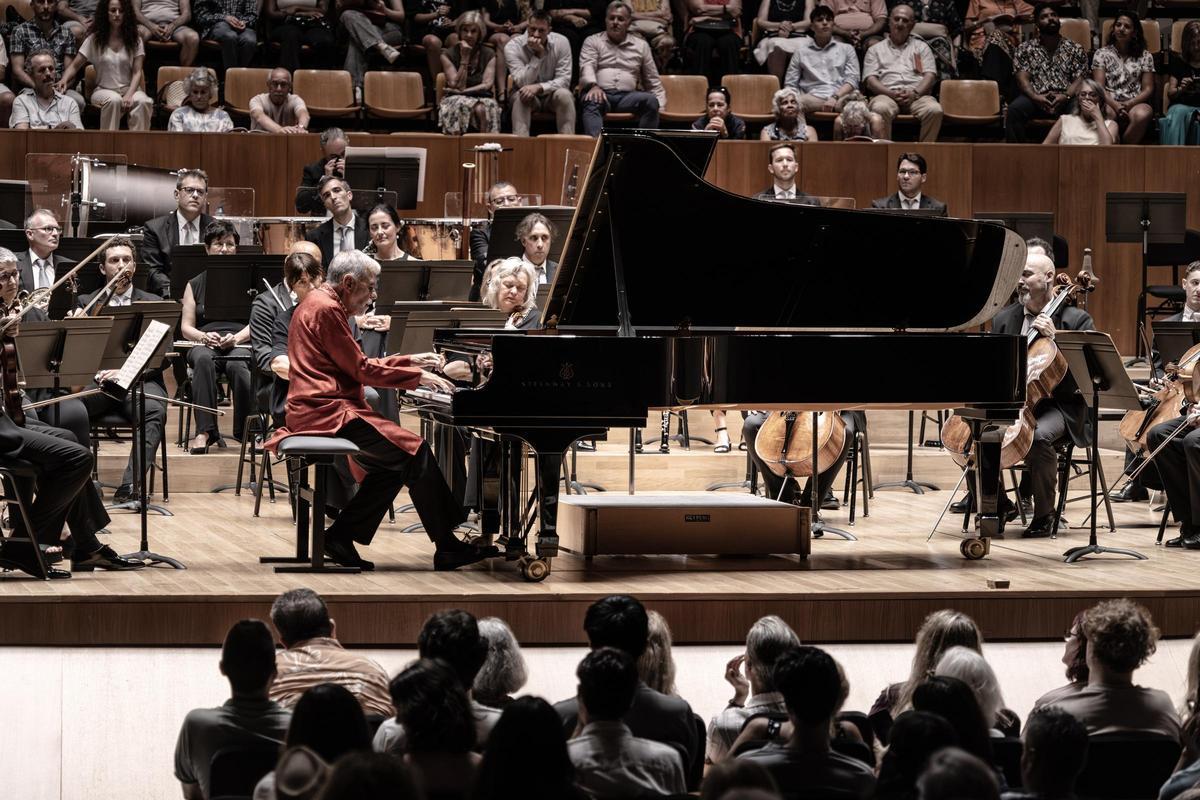 Concierto ofrecido por Josep Colom y la Orquestra de València en el IV Festival Iturbi.