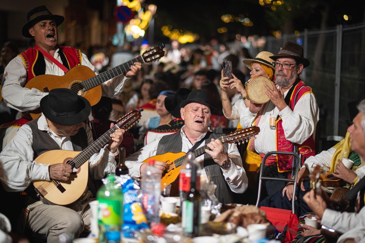 El Baile de Magos de las Fiestas de Mayo 2026, en imágenes