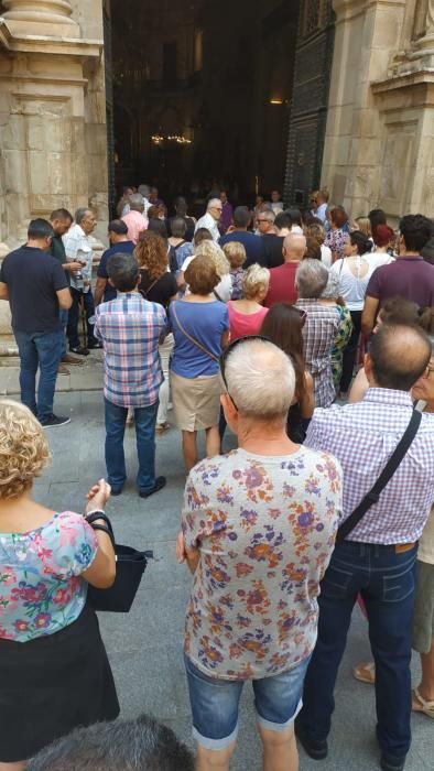 Sepelio por la mujer asesinada en Elche