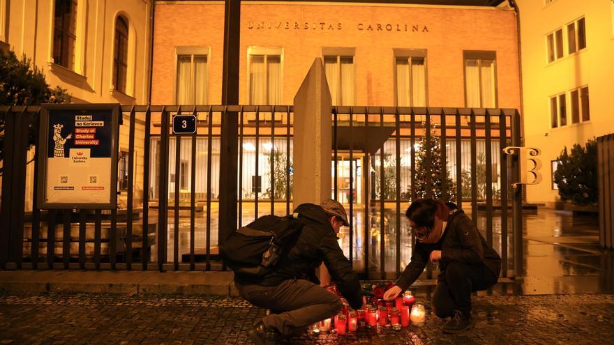Las imágenes del tiroteo mortal en una facultad en Praga