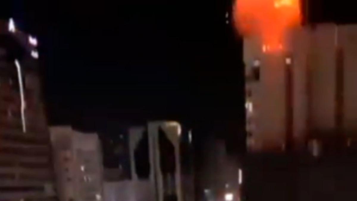 Doble explosión en el centro de Abu Dhabi