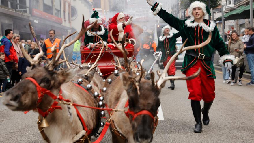 Los naturalistas pedirán al Principado que prohíba espectáculos &quot;bochornosos&quot; como el desfile de renos de Papá Noel de Oviedo