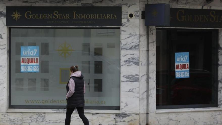 La inmobiliaria del crimen de Fran Tobajas cierra y alquila su local