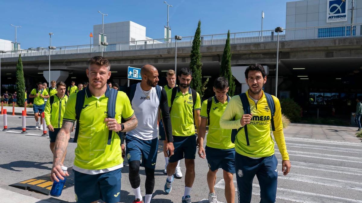 El Villarreal CF ha llegado a las 13.30 horas de este miércoles a Atenas.