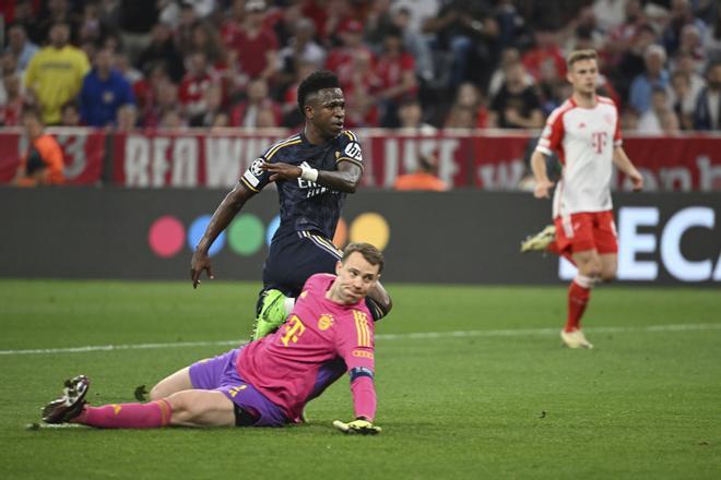 Vinicius Junior marca el primer gol ante el Bayern de Múnich