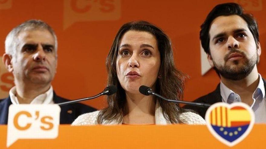 Cs duda de que candidatos &quot;en prisión o huidos&quot; puedan ejercer sus funciones