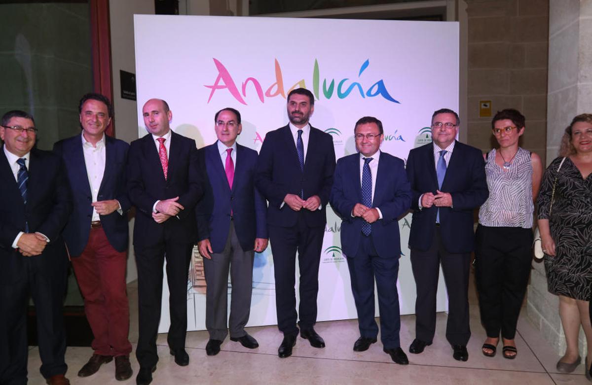 Presentación de la campaña 'Andalucía, intensamente', en la Aduana